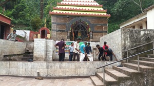 CLEANING PROGRAMME AT BARUNEI HILL HERITAGE SITE BY YRC UNIT UNDER "ADOPTION OF BARUNEI HILL SITE" PRACTICE.